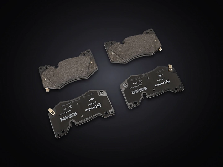 Колодки тормозные передние Chevrolet Corvette C8 2020–2026 84779269